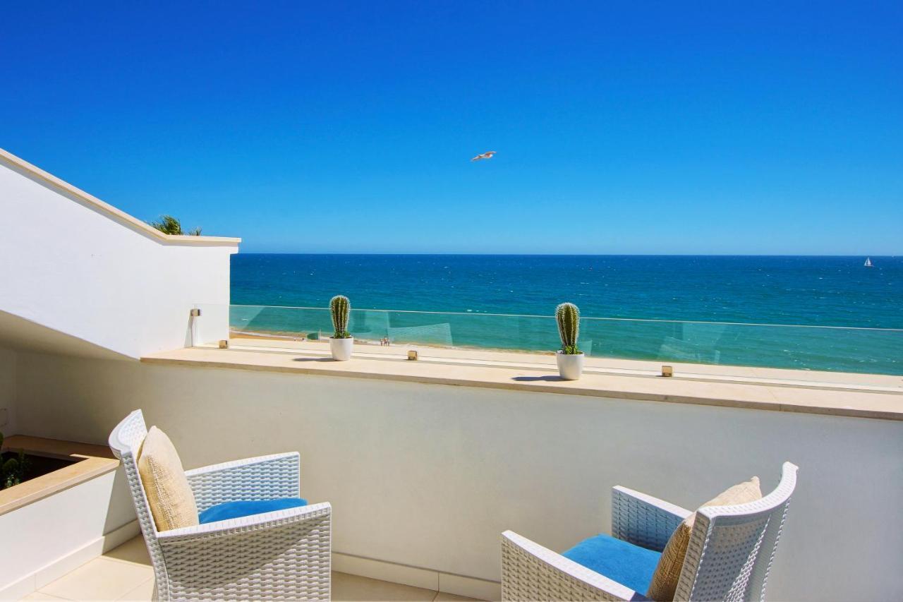 Casa Pe Na Areia- Unique Spot- Beach Front By DreamvillasАлбуфейра Екстериор снимка