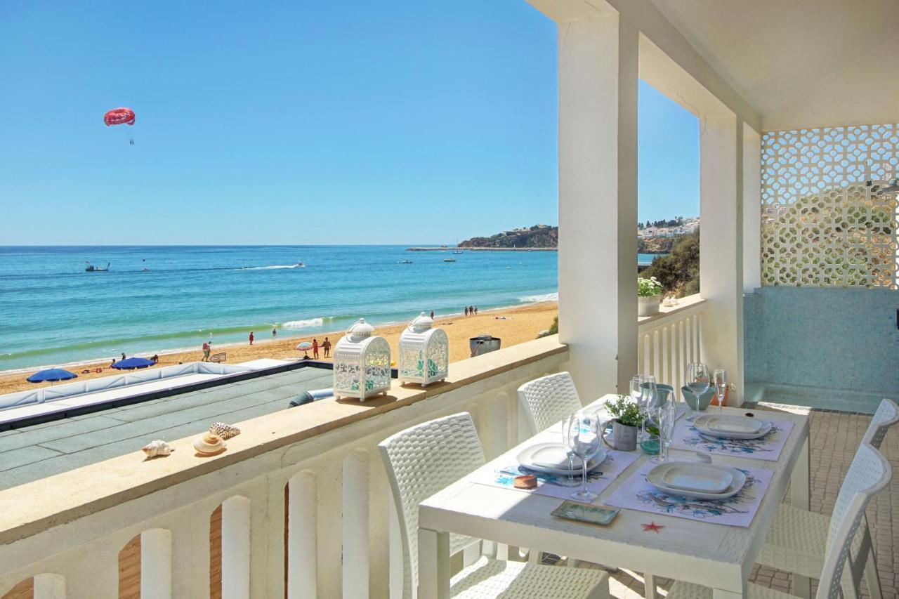 Casa Pe Na Areia- Unique Spot- Beach Front By DreamvillasАлбуфейра Екстериор снимка